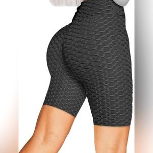 LOVE STAR Honeycomb Textured Scrunch Butt Biker
Shorts